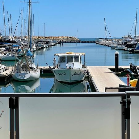 Mariner'S Cove ~ Luxe Waterfront Apartment Mindarie Exteriör bild