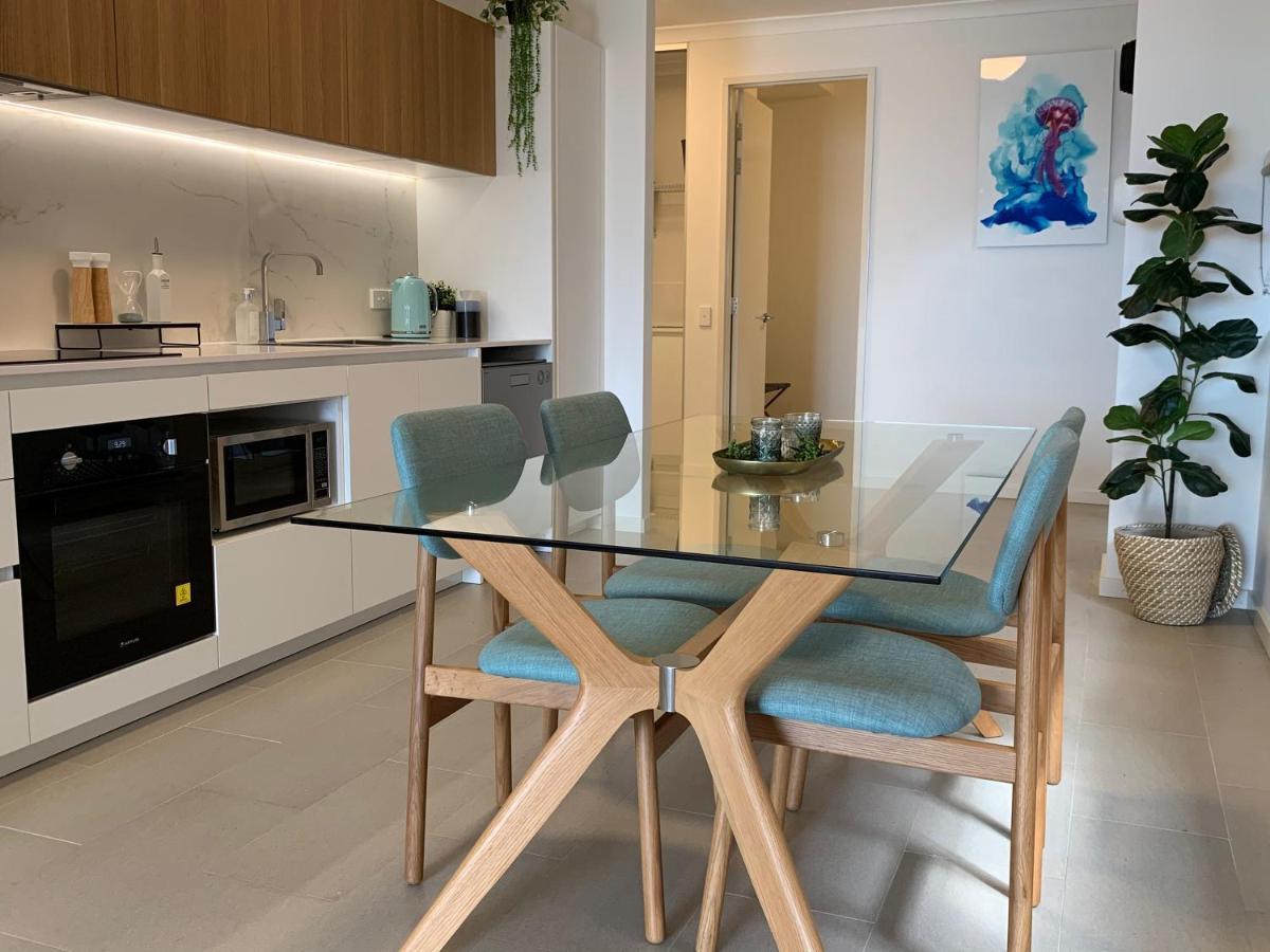 Mariner'S Cove ~ Luxe Waterfront Apartment Mindarie Exteriör bild